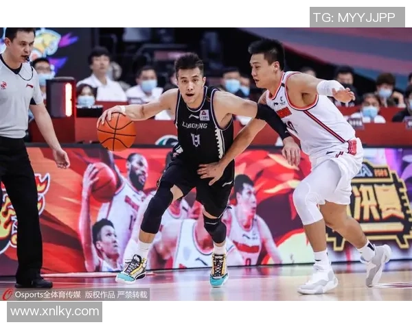 横滨FC迎战大阪樱花展开激烈对决谁能在这场比赛中笑到最后