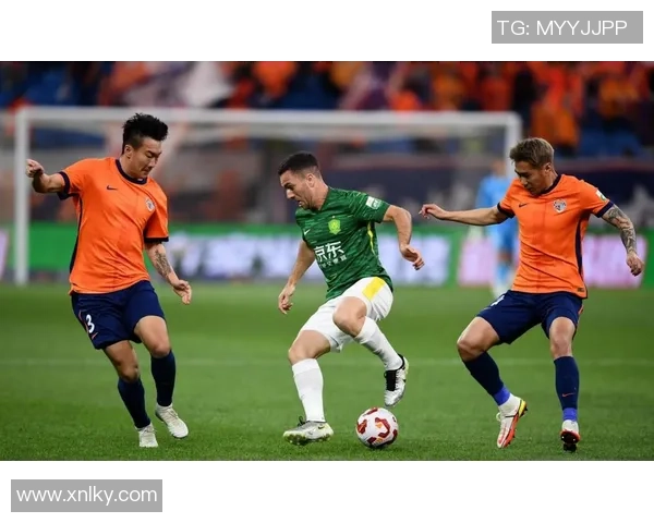 中超激战富力迎战国安争夺季后赛席位全力以赴展现球队实力