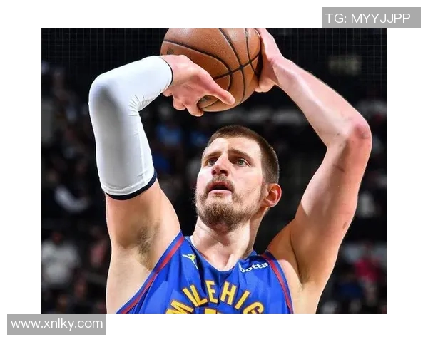 约基奇三双创历史新高掘金锁定西部第一荣耀时刻