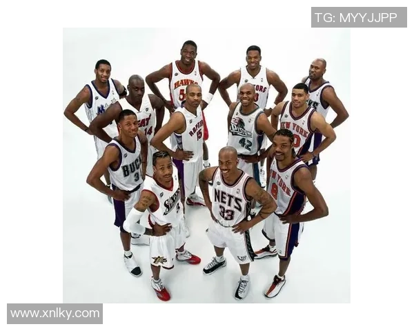 篮球明星同队的默契配合与荣耀时刻回顾